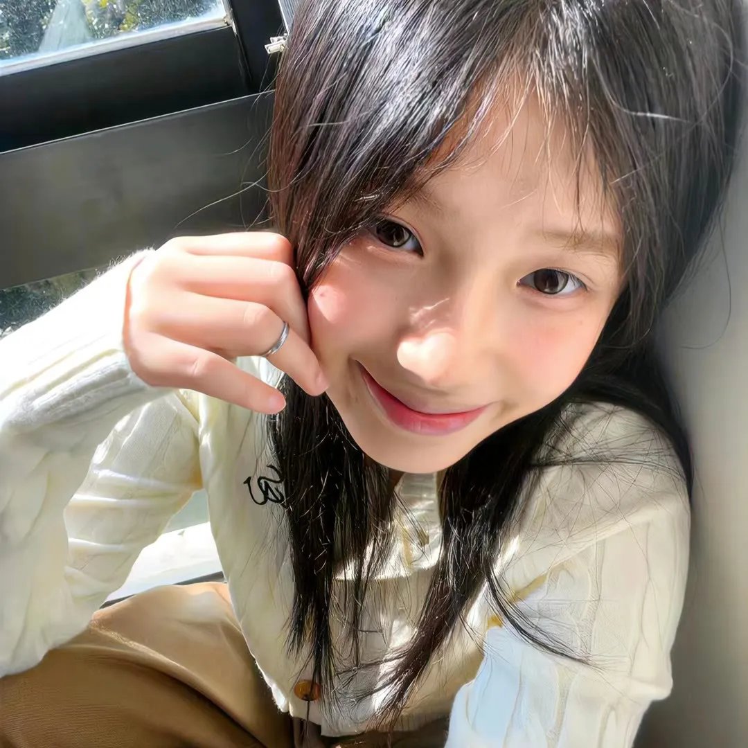 笼中女囚